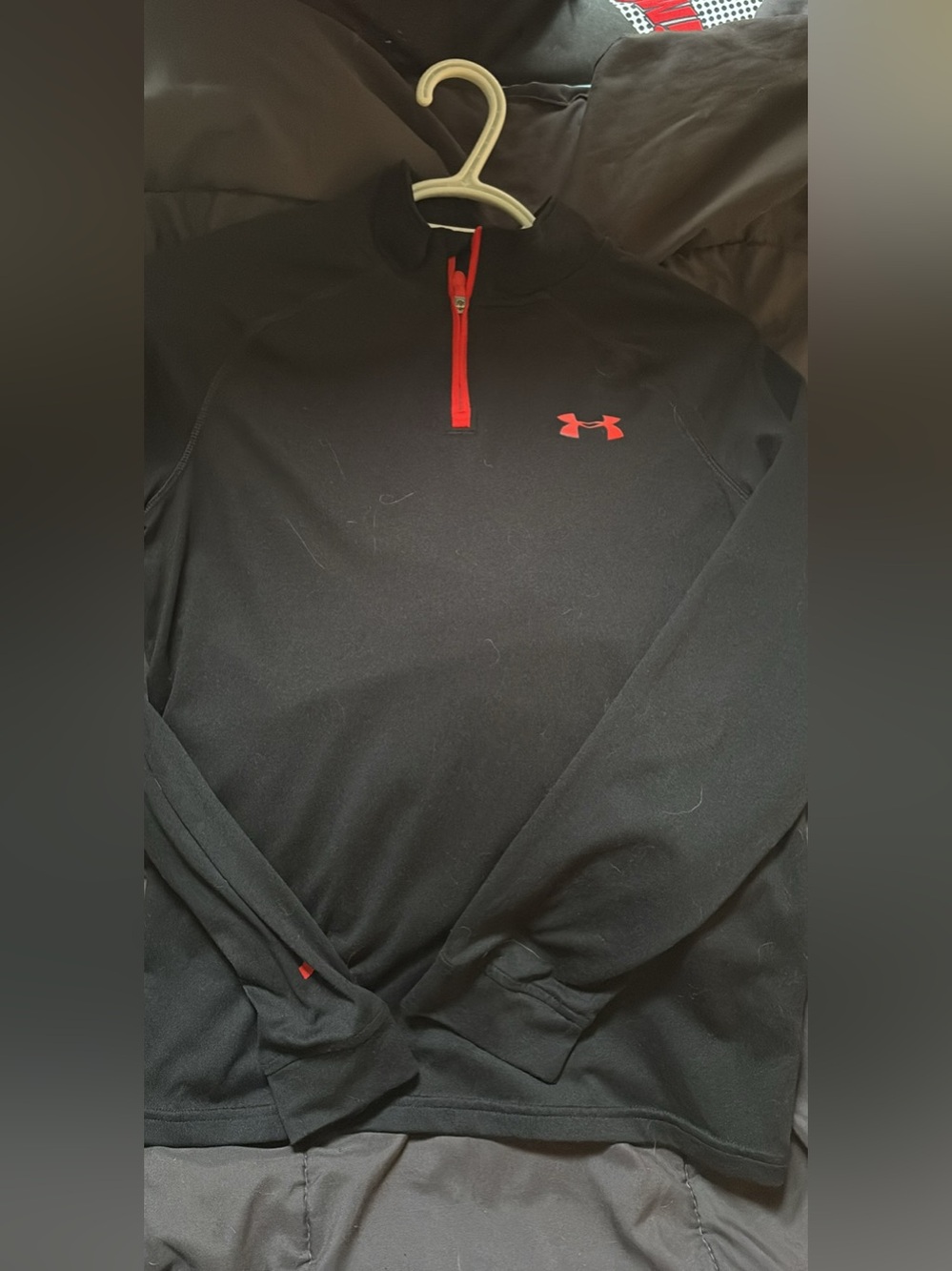 Under Armour boys Black Quarter-Zip Performance Pullover